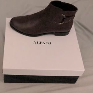 ALFANI boots
